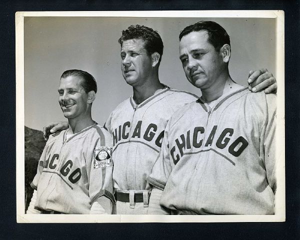 1939 DICK BARTELL, HANK LEIBER & GUS MANCUSO Chicago Cubs Original Photo Type 1