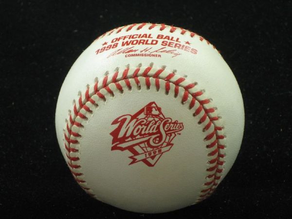 1998 Official World Series Baseball NEW UNUSED New York Yankees San Diego Padres
