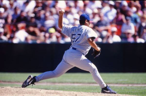 1997 Dennys Reyes Pitching LOS ANGELES DODGERS Original 35mm Rookie Photo Slide