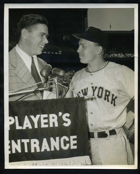 1950 EDDIE STANKY @ Player's Entrance New York Giants Original News Photo
