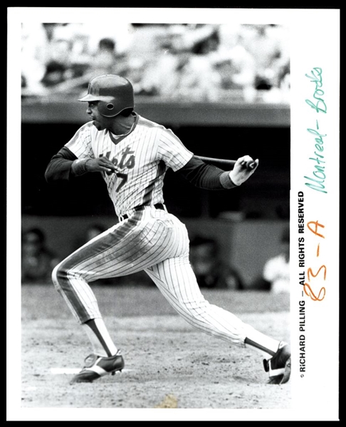 1983-84 New York Mets HUBIE BROOKS Batting Original Photo Type 1