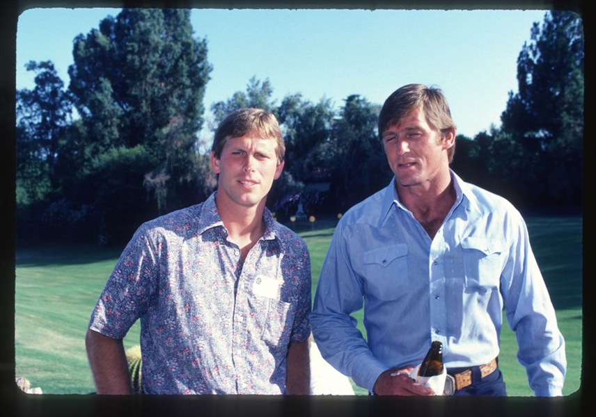 1982 JACK YOUNGBLOOD & BURT JONES Candid Original 35mm Slide Transparency