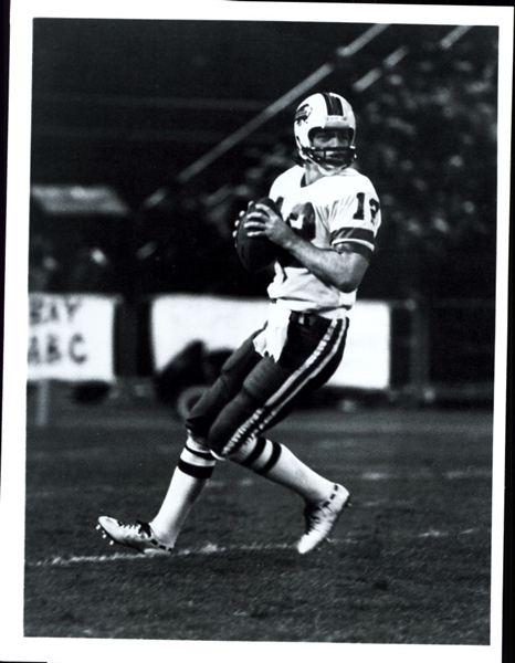 1981 Buffalo Bills JOE FERGUSON (NFL) Original News Photo Type 1