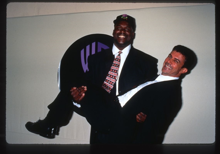 1997 SHAQUILLE O'NEAL & LEONARD ARMATO Candid Original 35mm Slide Transparency