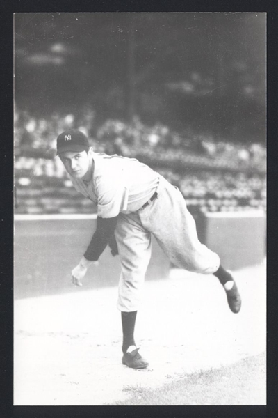 LEFTY GOMEZ Real Photo Postcard RPPC 1933-41 New York Yankees George Burke