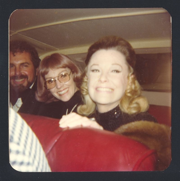 1975 JUNE ALLYSON & SANDY DUNCAN Candid In Car Vintage Original Photo ACTRESS nb