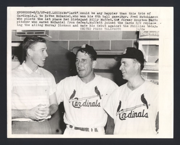 1957 Cardinals VON McDANIEL, FRED HUTCHINSON & BILLY MUFFET Vintage Wire Photo