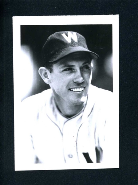 HARLOND CLIFT 1943-45 Washington Senators SIGNED Photo (d.1992)