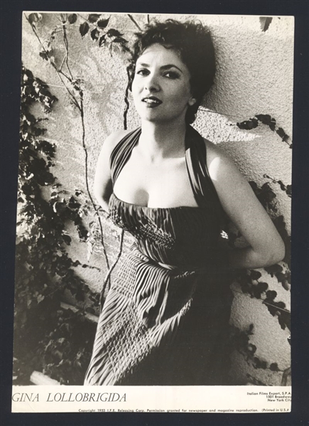 1953 GINA LOLLOBRIGIDA Busty Pose Vintage Original Photo ITALIAN ACTRESS BEAUTY