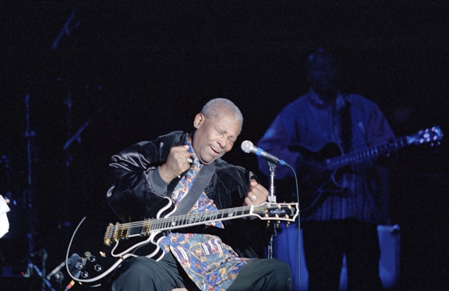 Lot of (6) 1990s B.B. KING Original 35mm Photo Negatives THE KING OF BLUES bn