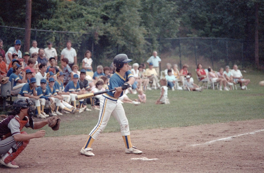 Lot of (6) 1980s SOFTBALL GAME @ PARK KIDS & FAMILIES Original 35mm Negatives bn