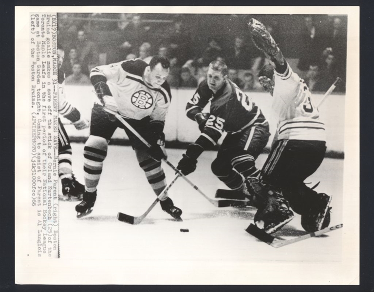 Lot of (2) 1965 Leafs ORLAND KURTENBACH Team Issue Original News Photos
