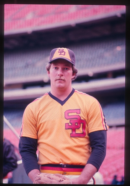 1983 San Diego Padres MIKE COUCHEE Original 35mm Slide Transparency