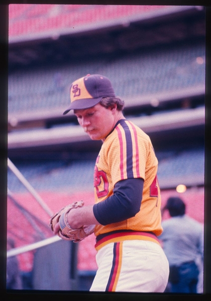 1983 San Diego Padres MIKE COUCHEE Original 35mm Slide Transparency