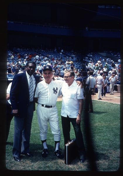 1983 Yankees BILL D WHITE & LUIS ARROYO Original 35mm Slide Transparency