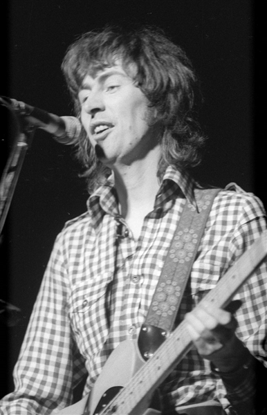 Strip of (6) 1970s AL STEWART Live Concert Original 35mm Photo Negatives bn