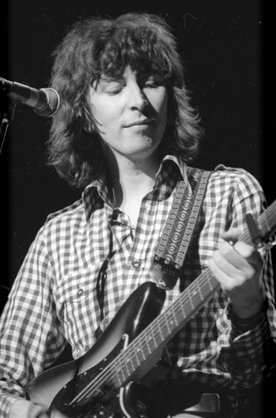 Strip of (6) 1970s AL STEWART Live Concert Original 35mm Photo Negatives bn