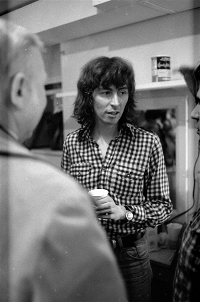 Strip of (6) 1970s AL STEWART Candid Original 35mm Photo Negatives bn
