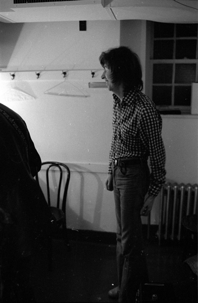 Strip of (4) 1970s AL STEWART & UNIDENTIFIED Original 35mm Photo Negatives bn