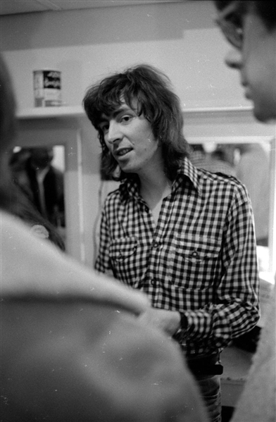 Strip of (4) 1970s AL STEWART Candid Original 35mm Photo Negatives bn